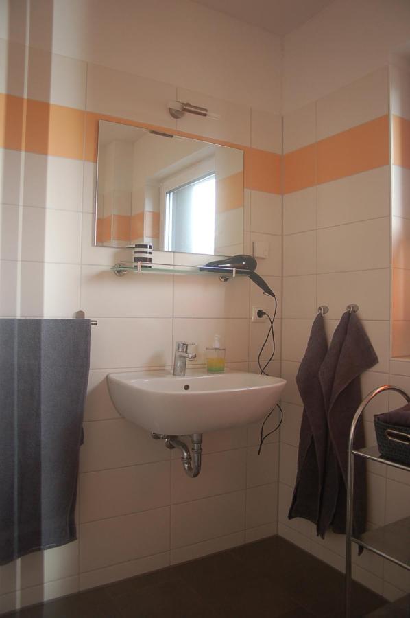 Behagliches Ferienhaus Zaunkoenig -Mit Kamin Und Sauna Tanne Eksteriør billede